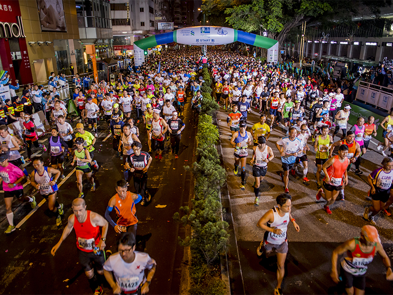 2015 Standard Chartered Hong Kong Marathon